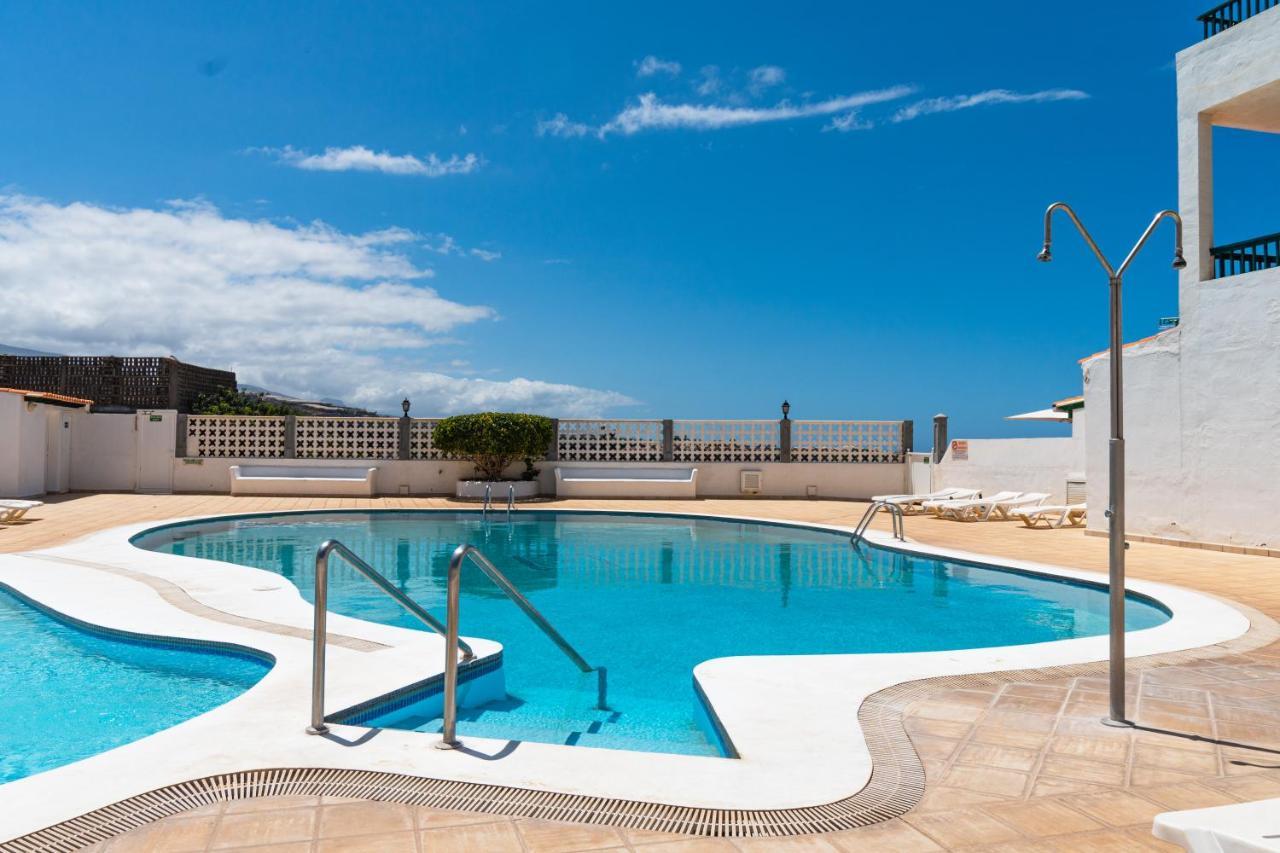 El Varadero Grande Terrasse Ensoleillee Face A La Mer Apartman Puerto de Santiago  Kültér fotó