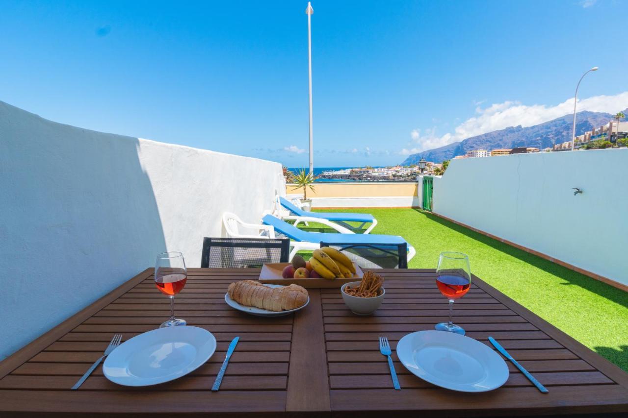 El Varadero Grande Terrasse Ensoleillee Face A La Mer Apartman Puerto de Santiago  Kültér fotó